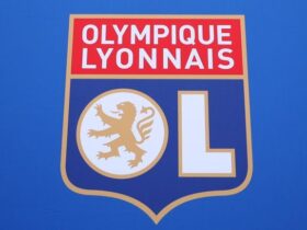 After the Direction Nationale du Contrôle de Gestion (DNCG) meeting, Lyon was demoted to Ligue 2.